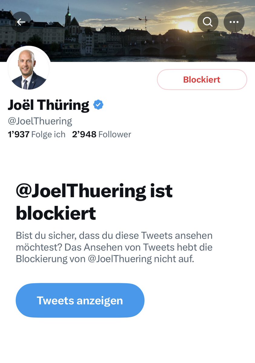 mit Köppel, Glarner, Millius, Rimoldi...
also eigentlich allen SVPlern, EDUlern, Schwurbler, Hetzter etc. gibt es theoretisch 1000ende zu blocken- für die Psychohygiene.

Aber ich habe selten so tief geatmet, als ich heute dieses extrem dumme Individuum geblockt habe. Ein Traum!!