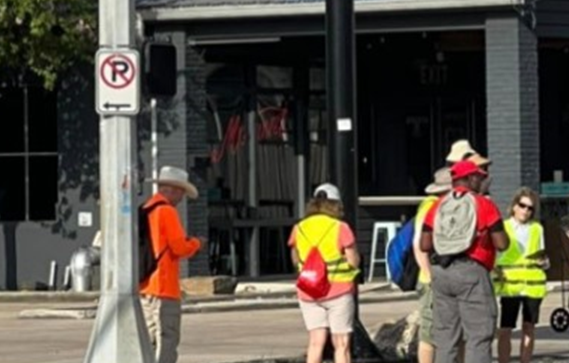 HouParking's tweet photo. In collaboration with the Greater Houston Coalition for Complete Streets, AARP, Houston - Super Neighborhood #22 and @HoustonPlanning, the Washington Avenue Parking Benefit District supported a walk audit to plan for future walkability and safety improvements. #KnowParking https://t.co/3O7FspXvjg