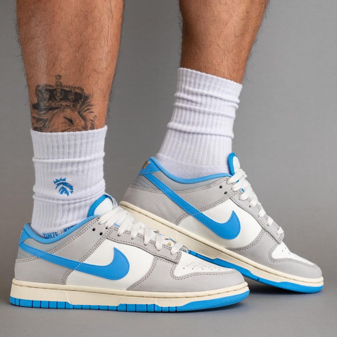 houseofheat's tweet photo. The "Athletic Department" Dunks Drop Tomorrow!

DETAILS: https://t.co/QGKsBfUOTt https://t.co/Fw4fMqIOCG