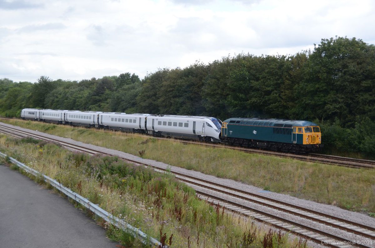 MrDeltic15's tweet image. The latest Class 805 for Avanti West Coast was delivered from Newton Aycliffe to Oxley today with GBRf 56081 towing 805002 as 5Q13 seen at Glinton Jct and then Marholm @GBRailfreight @AvantiWestCoast @HitachiRailENG @railcamlive @FreightmasterUK @RailwaysToday #Class56 #Class805