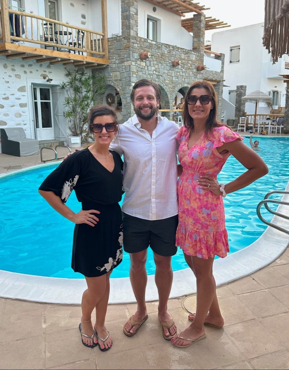 CarrieTergin's tweet photo. Perfect evening in Greece on the island of Paros! Parker with his favorite aunts! #BestAunts #TheaCarrie #TheaHelen 💙🇬🇷 https://t.co/NBjh4Qg4Xa