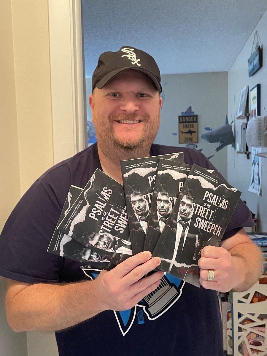 fshrum's tweet photo. Unboxing photo!
My newest, “Psalms of the Street Sweeper” has arrived!

Thank you ⁦@open_source_pub⁩ 

#Chicago #poetry #crimefiction #horror https://t.co/CcviMfTU2Q
