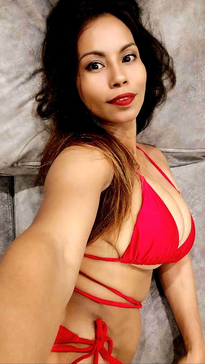 Join me in my bed and I'll make you very happy 😘