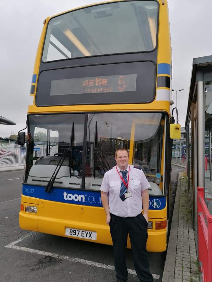 GavinWilsonTalk's tweet image. 3 years ago, my boy driving the open top bus on the 56 route Sunderland to Newcastle! 😍❤
#gonortheast #fiance #busdriver #Sunderland #opentopbus