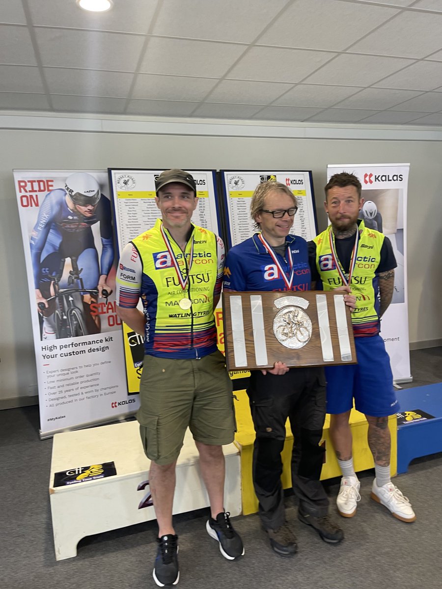 ArcticAircon_RT's tweet photo. CTT Team winners for the ⁦@MerseyRoads24⁩  yesterday . Well done to Joe . Mike and Neil ! Congratulations from all the Arctic Aircon RT https://t.co/cjeGuemVAE