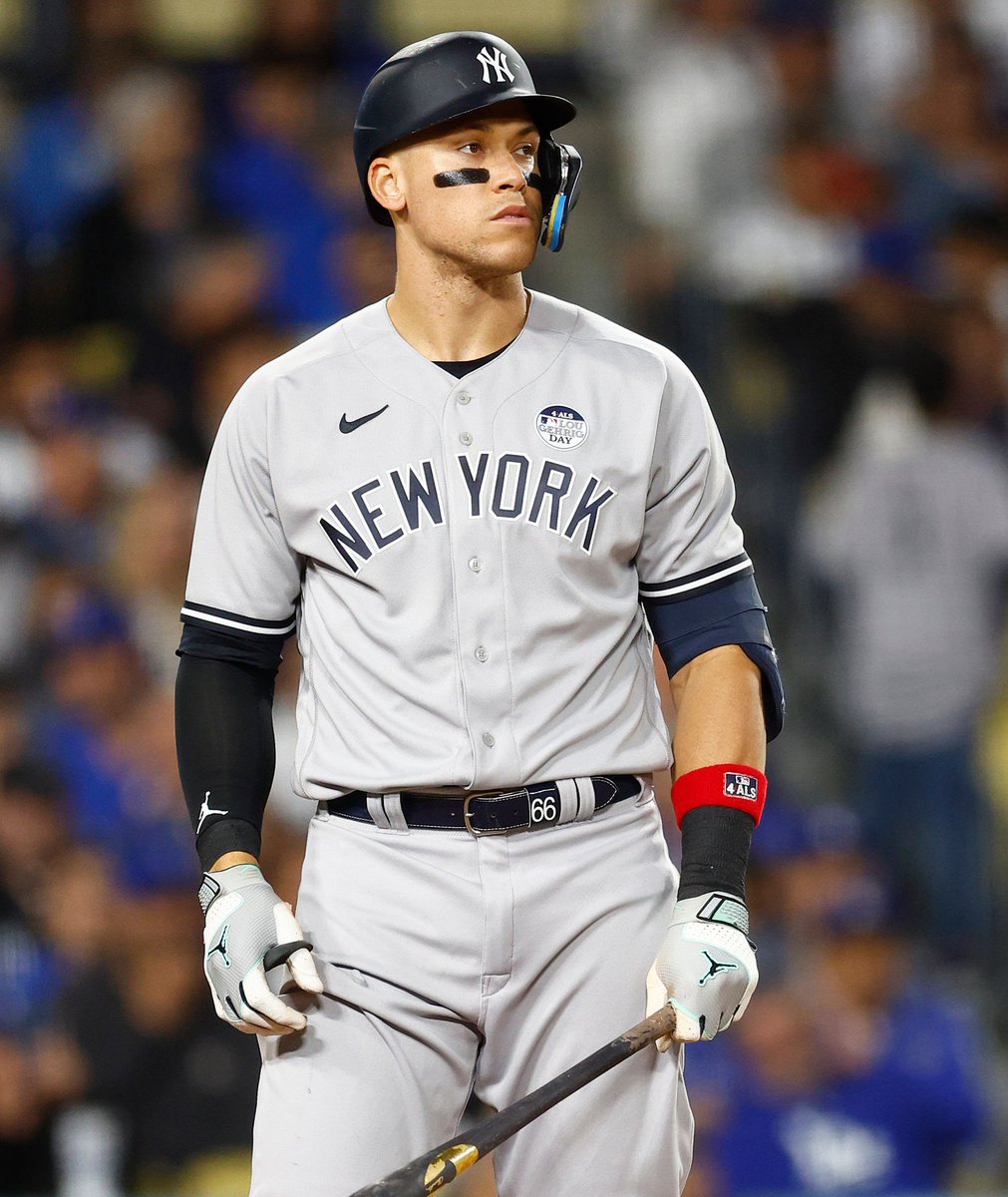 RT @PointsVilleApp: Babe Ruth or Aaron Judge? https://t.co/kMoVm4fafG