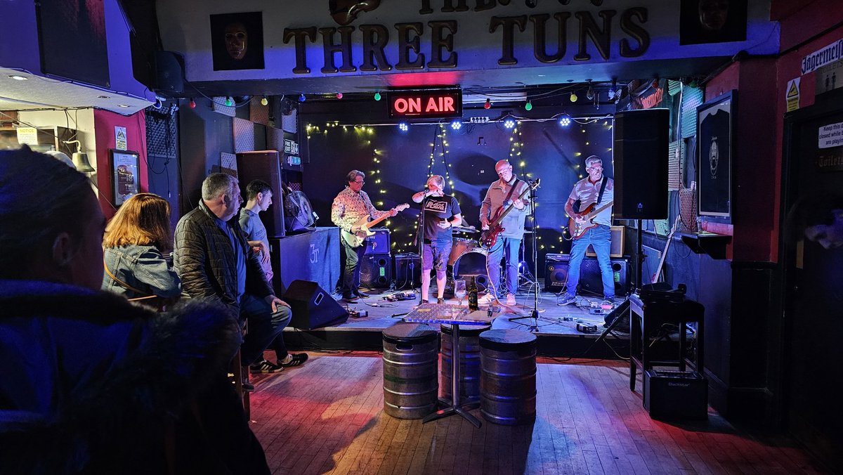 Thanks to everyone who came to our end of term celebration at The Three Tuns tonight. Everyone involved was absolutely wonderful at organising, helping , and taking part. What a brilliant night! Thank you!