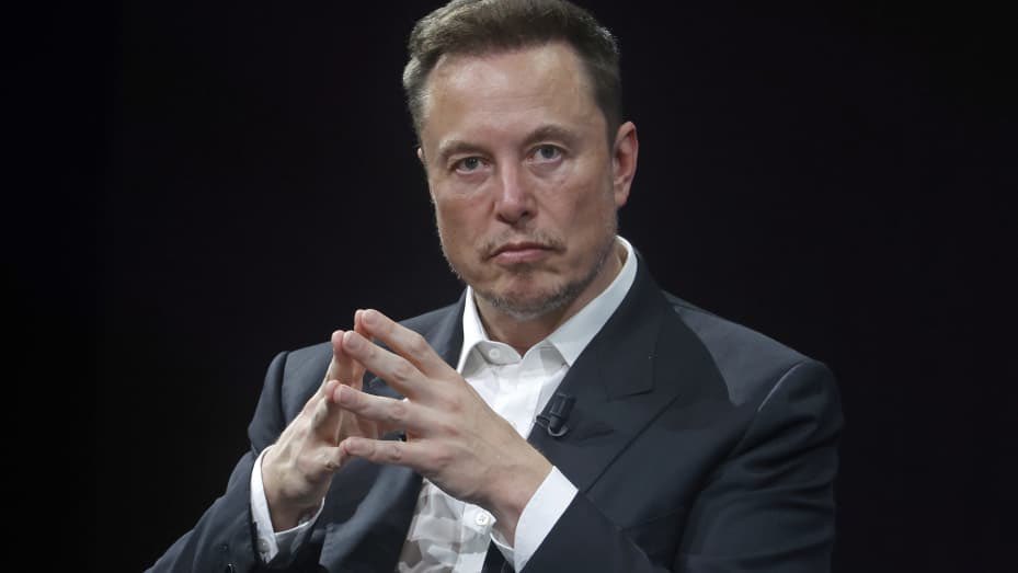 VHSDVDBLURAY4K's tweet photo. If you hate Elon and “X” 

Like and Retweet https://t.co/axonXhGHMe