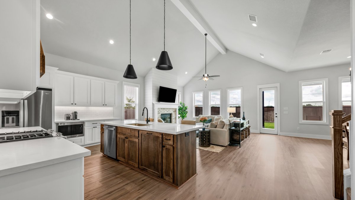 tm5team's tweet photo. Just Sold! 
Residential Listing
1925 Cottonwood Terrace Ct
College Station, TX 77845
4 bed, 2.5 bath
2,476 sq ft
List Price: $549,900.00

#Justsold #residentiallisting #1925cottonwoodterrace
#collegestationrealestate https://t.co/7jWa5vLd7R