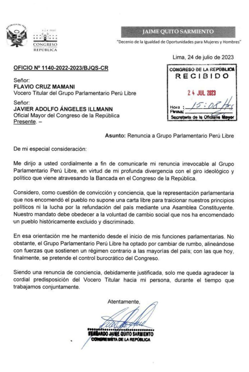 MirianElayne's tweet photo. Los congresistas Alex Flores, Jaime Quito y Alfredo Pariona presentaron su renuncia a Perú Libre, tras la alianza de Wladimir Cerrón con miembros de la derecha para ocupar la nueva Mesa Directiva del Congreso. 

PL va quedando con 13 miembros hasta el momento https://t.co/qTzKATaD9p