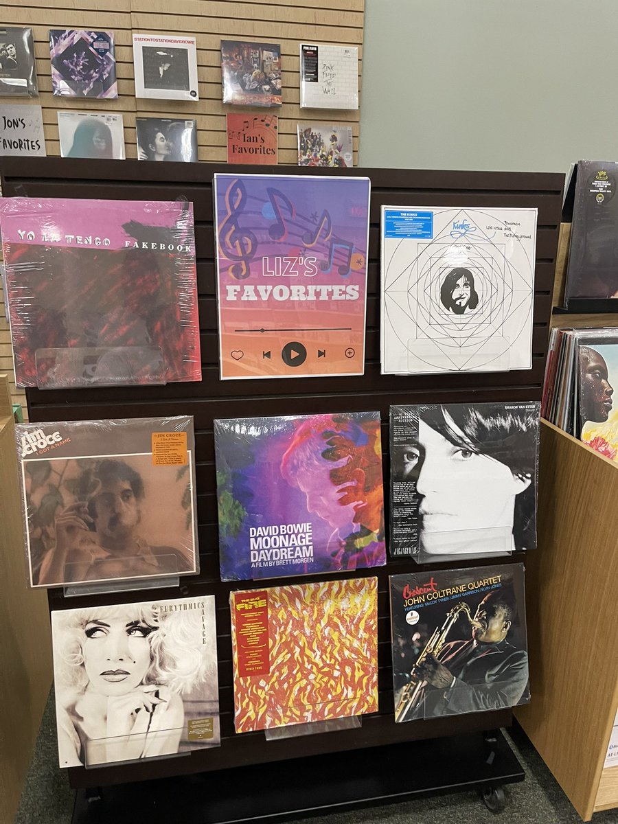 sting2music's tweet photo. Just took a stroll through the @BNBuzz store and guess what?! 😲 The vinyl section is giving CDs a run for their money! 💿 It's a LP wonderland in there! 🎵 Who knew spinning records would make such a groovy comeback? 🕺💃 #VinylRevival #BarnesAndNoble #GoodbyeCDs #HelloVinyl https://t.co/Z27XEAB6LN
