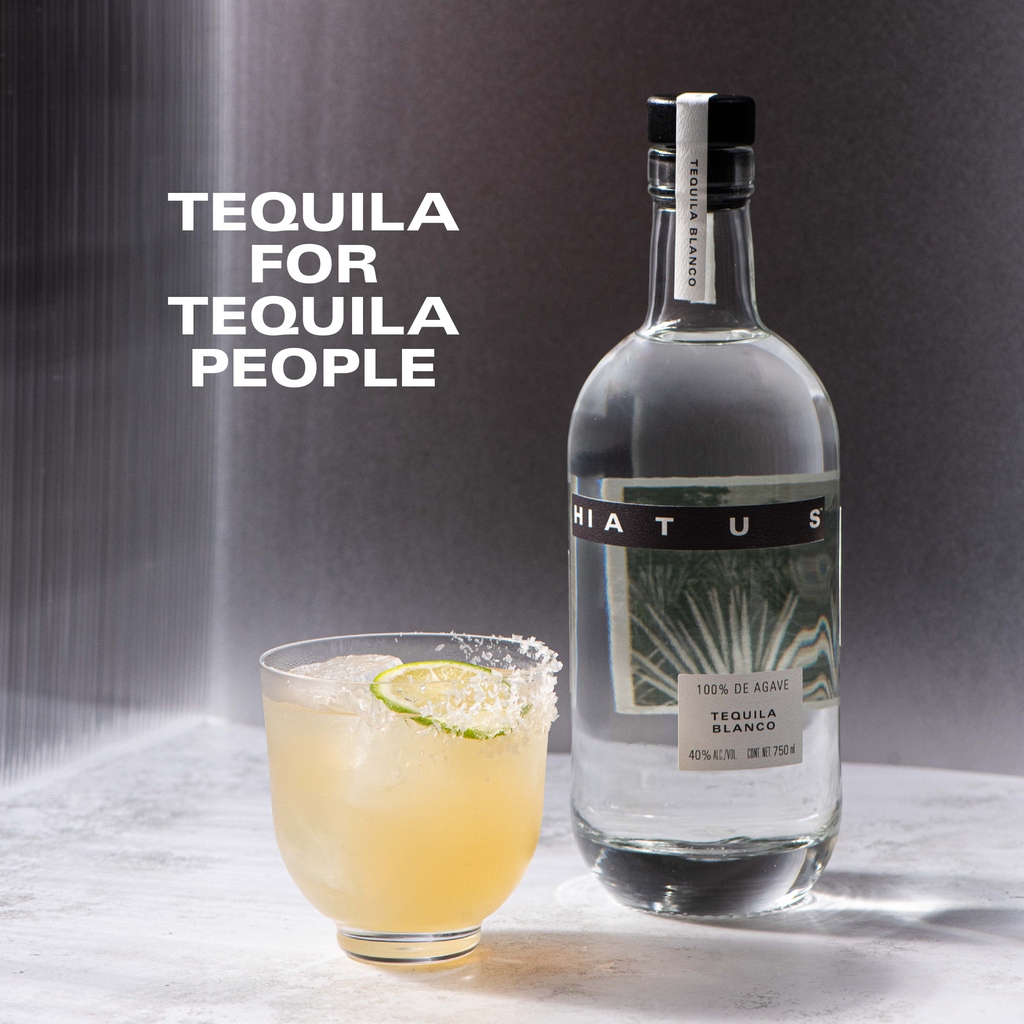 hiatustequila's tweet photo. It's National Tequila Day! We know you want to celebrate with us! Shop Now at the link in bio- Salud!⁠
⁠
⁠
#onhiatus #tequila #blanco #margarita #nationaltequiladay2023 https://t.co/GHBmesjYlC