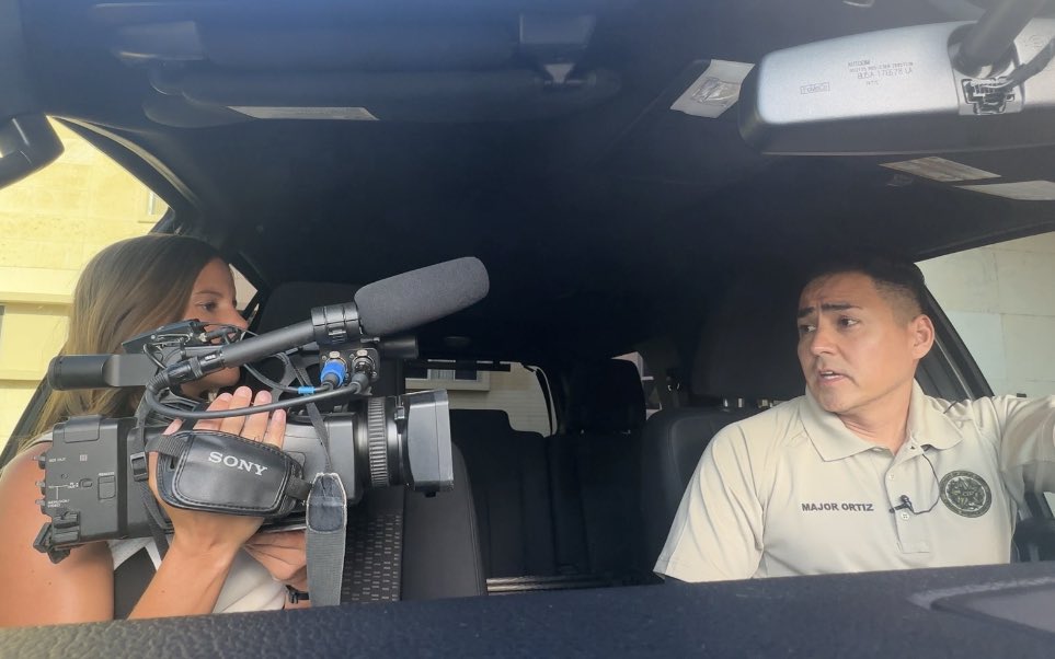 BriHollisNEWS's tweet photo. Tonight’s story will recap my ride-along with DPS, following operations and traffic stops made as part of the Austin Violent Crimes Task Force. @KXAN_News 

This has been our first opportunity to speak on camera, one-one, with the agency about its role in the city. https://t.co/vttpgiHOLq