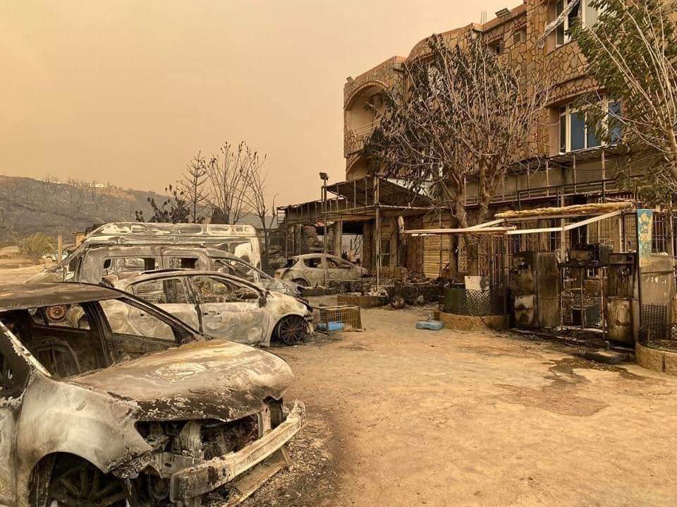 walid_ouaret's tweet photo. Devastated 🥺, Wildfire in my home town today.  #ClimateChange https://t.co/ATOEHt3zAr