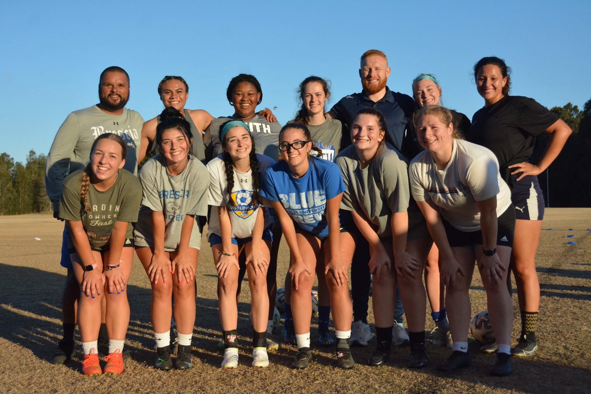 BresciaWSoc's tweet photo. Thank you to Scottish & A League legend Ziggy Gordon for an awesome training session! #BWSWWC @SportsbyWS https://t.co/yCoLqm2qty