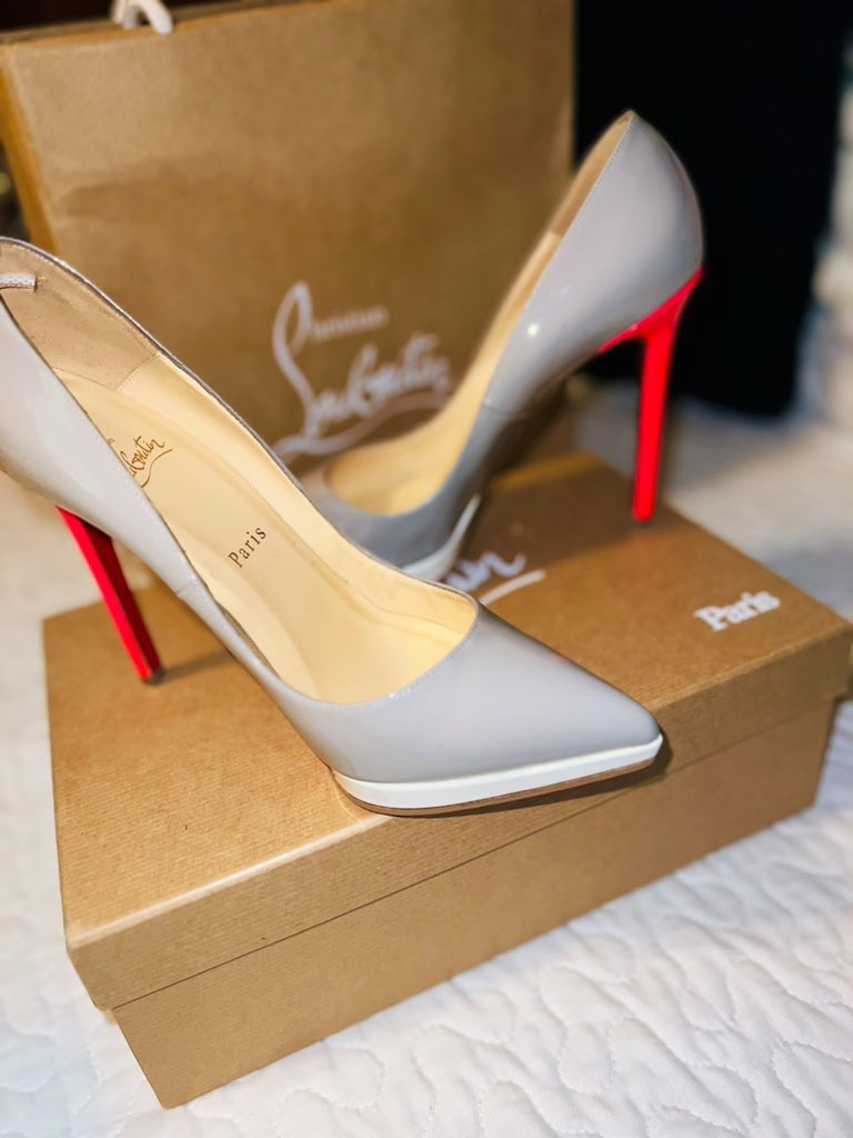 jazguyton's tweet image. It’s really the hot pink heel fa me 🥵👠 #happygraduationjaz #summergrad #grad2023 #graduationgift #ChristianLou