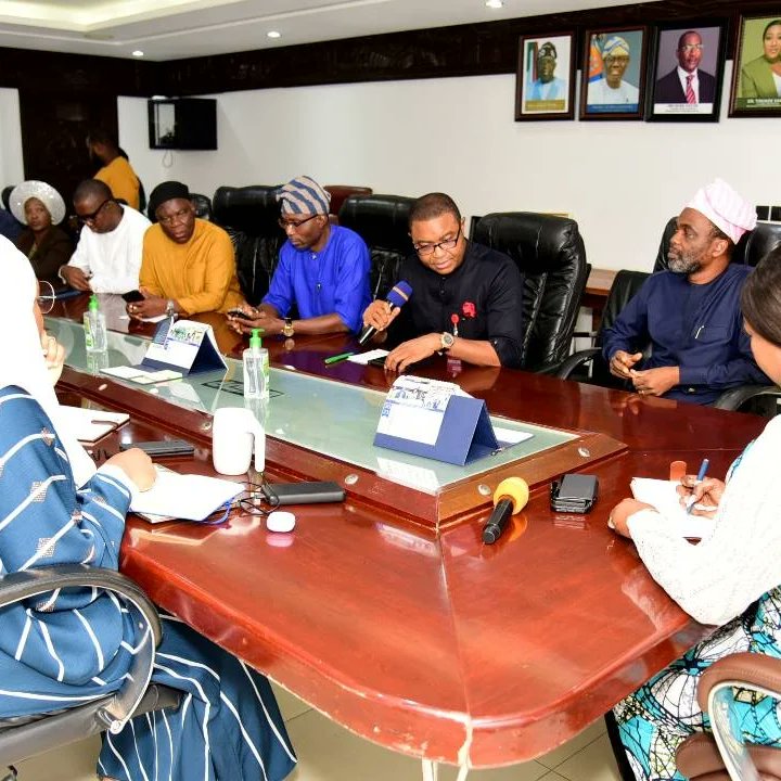CdaIdowu's tweet photo. LERSA EXECUTIVE COUNCIL ENGAGES WITH THE TOP MANAGEMENT TEAM OF EKO ELECTRICITY DISTRIBUTION COMPANY

It was indeed an electrifying morning on Friday 21st of July 2023, as the leadership teams of LERSA and EKEDC sat together at the Marina, Lagos HQ of the power company. https://t.co/kXPCtIv62V