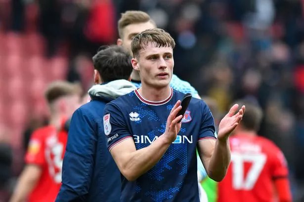 Carlisle are set to cash in on star Owen Moxon after they were told he isn’t intending on signing a contract extension. They want to cash in now rather than lose there star for free next summer , with Blackpool looking like the destination for the player. #BlackpoolFC #CUFC