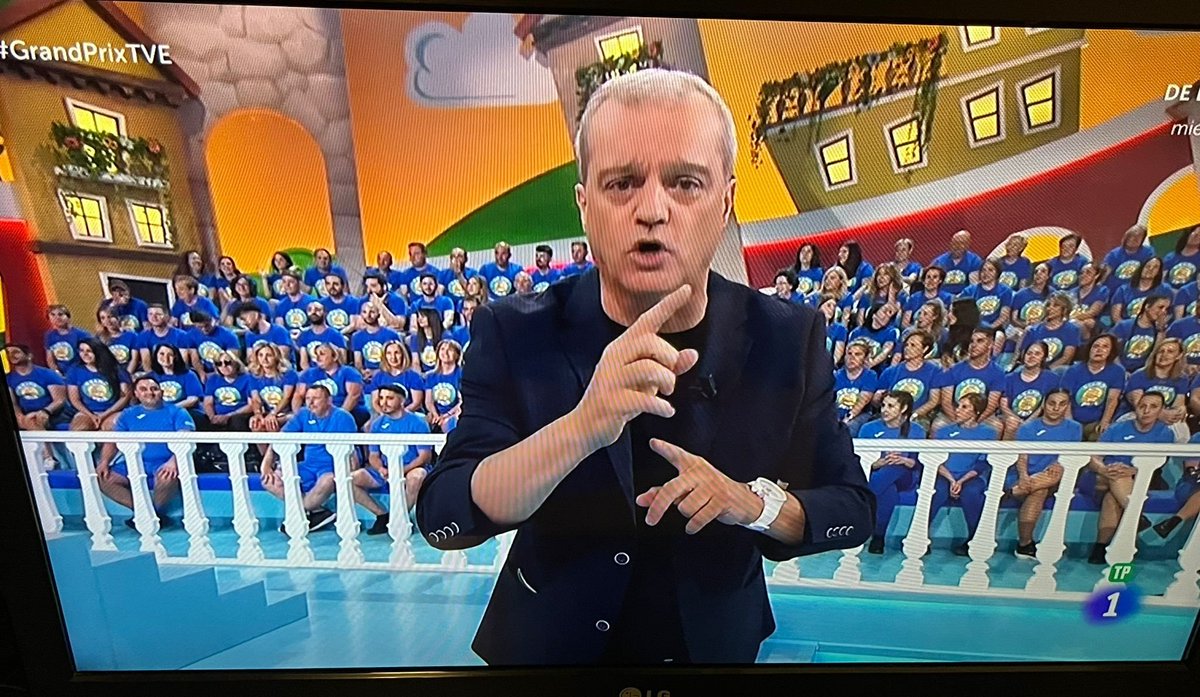 Hoy los niños de los noventa volvemos a la infancia. #GrandPrixTVE