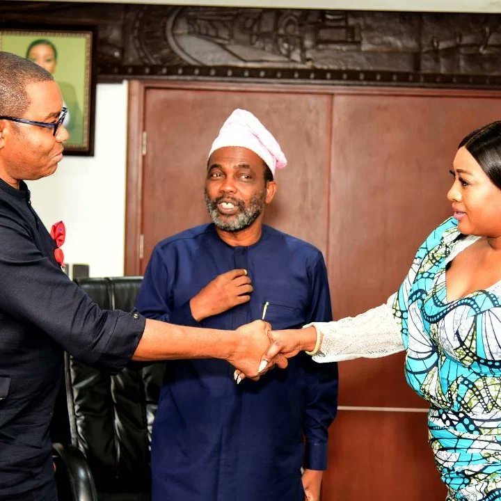 CdaIdowu's tweet photo. From all indications and ongoing seminal initiatives; power supply on the Lekki Peninsula will soon be on the upswing, definitely. 

May God help us all. https://t.co/7N3hZgttDP