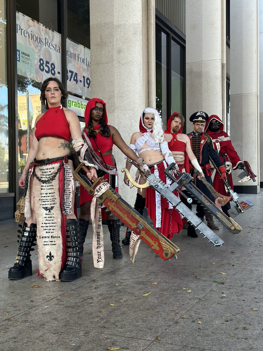 RageZombae ⏩ DragonCon tweet media