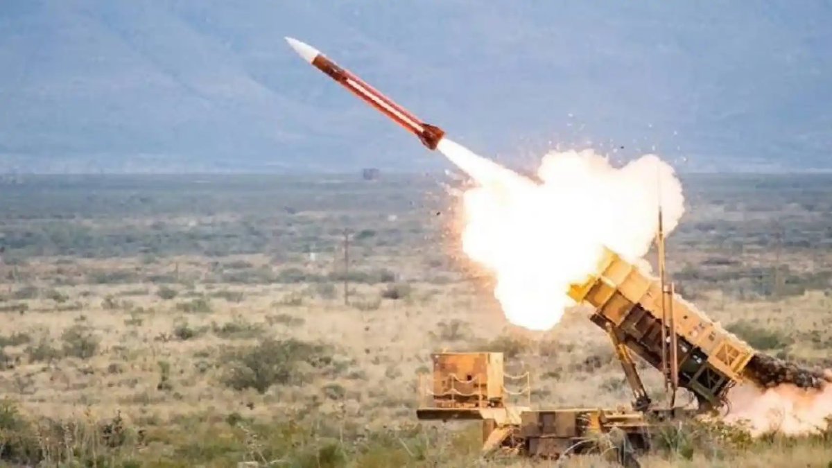 YATASpain's tweet photo. 🫱🏻🫲🏼La empresa vasca Sener ha firmado un acuerdo de cooperación con Raytheon🇺🇸 para el diseño y producción del sist. de actuación y control del misil GEM-T.
Formará parte de los sistemas #Patriot de defensa antiaérea españoles y de la OTAN.
#COAJE #YATASpain https://t.co/YDb3xwdB3F