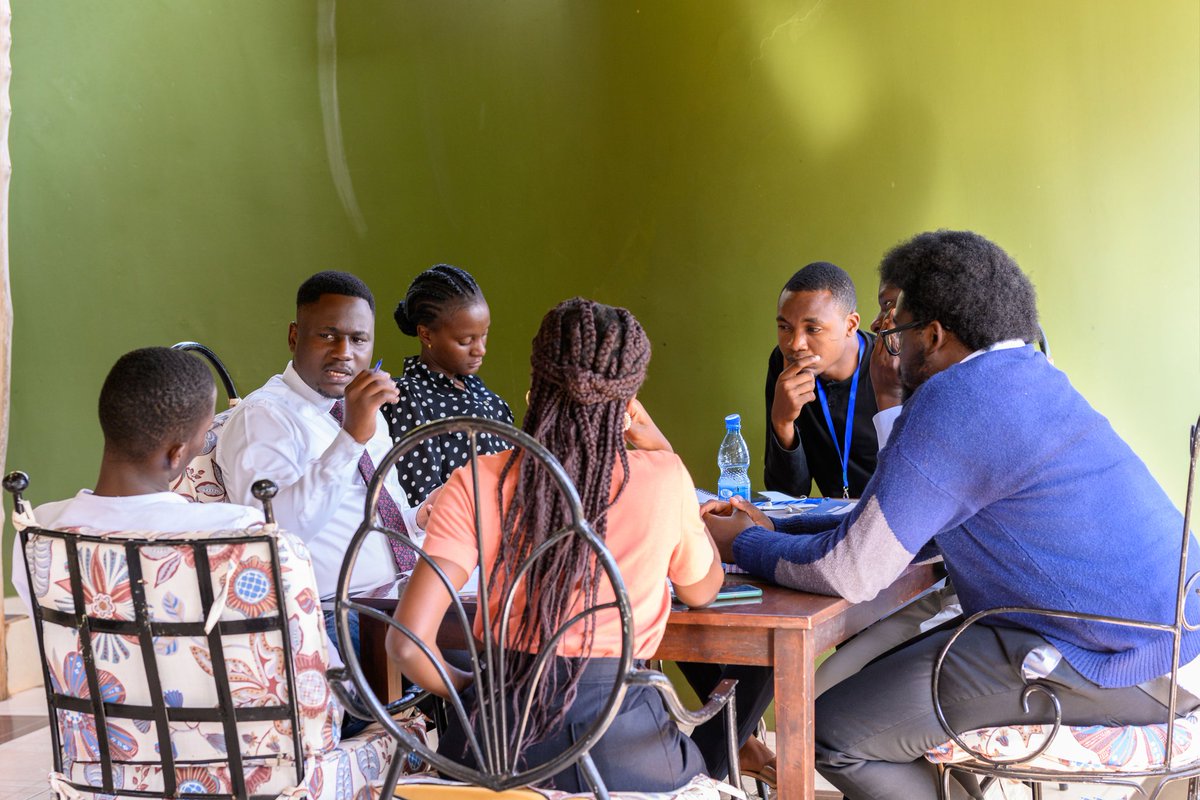 We hosted the #LAP2023 fellows for the 2nd interface. Was great as fellows discussed ways of achieving meaning full institutional reforms in Uganda. Their roles as leaders and citizens. @KasUganda @BruceKabaasa @KirandaAyub