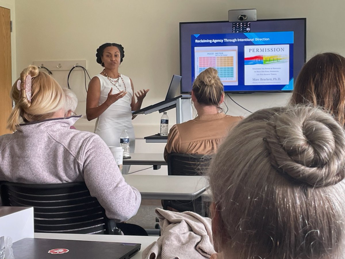 docramas's tweet image. I love speaking and inspiring others to be the best forms of themselves. Today, I presented grand rounds at @dartmouth on Achieving Health Equity Through Advocacy.  Without embracing organizational equity, we cannot achieve  whole health.