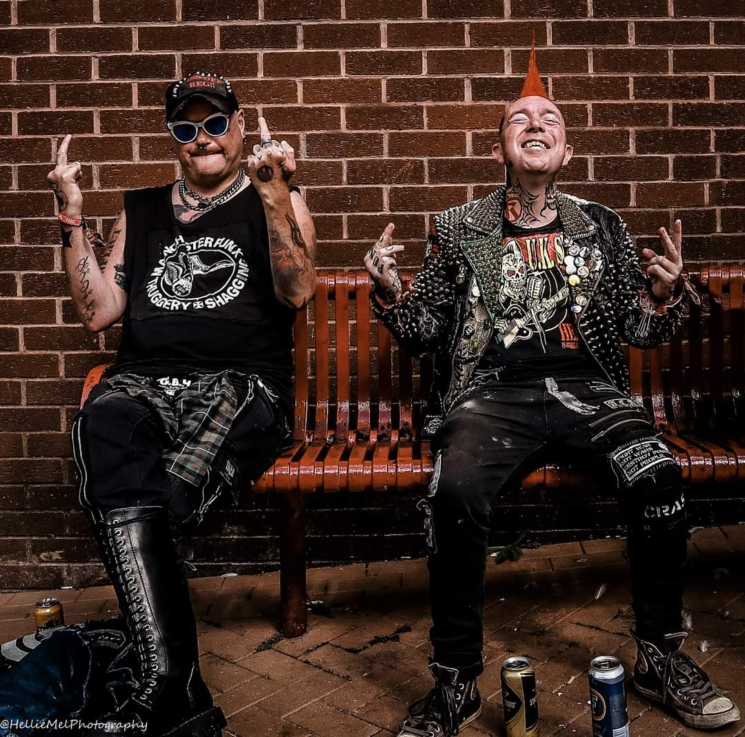 HellieMel's tweet photo. Streetshot- Two Punks
#punkrock 
#punks 
#punksnotdead
#punkstyle
#streetphotography 
@RebellionFest 
@HellieMel https://t.co/DD4GFQnq3T