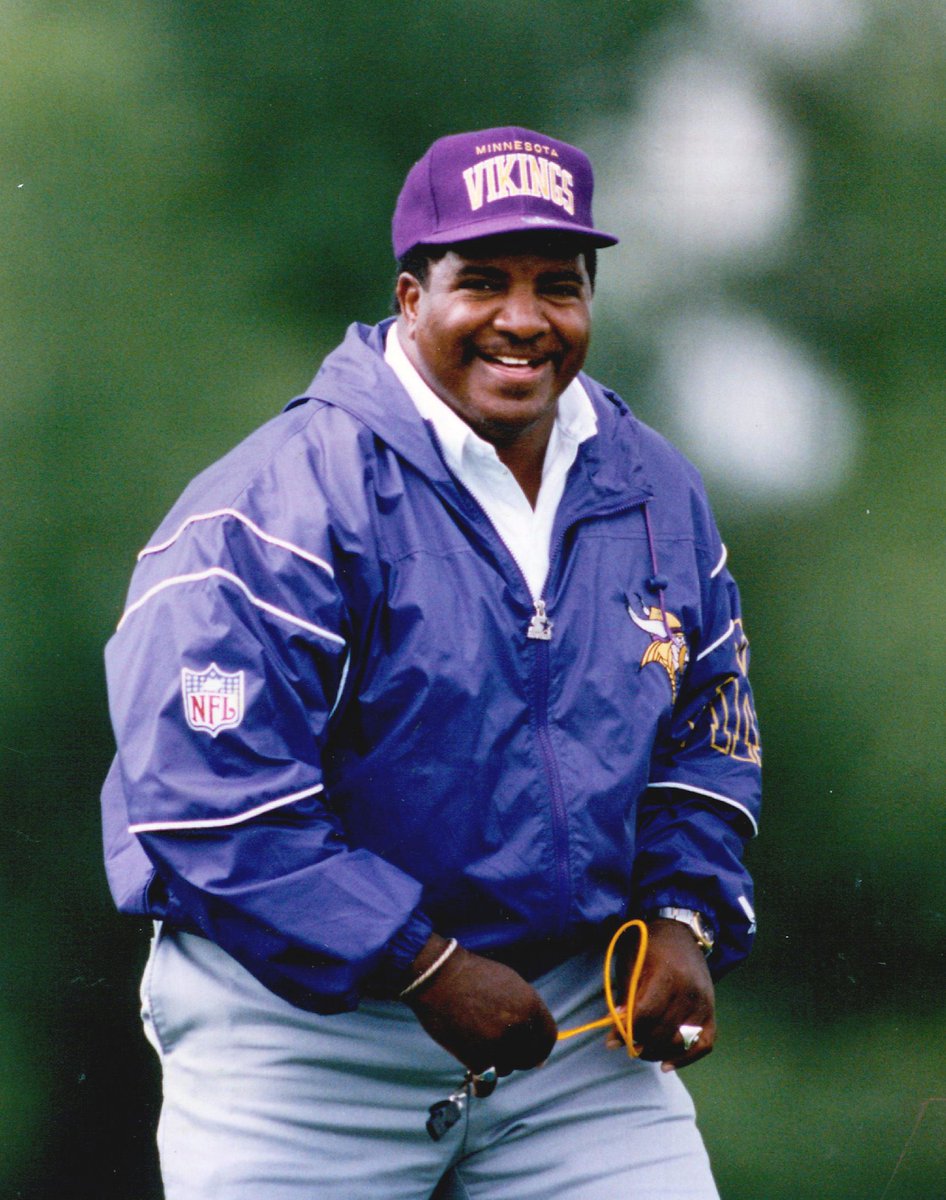 CoachDanCasey's tweet photo. “Dennis Green always said that his job as Head Coach was to create the atmosphere that we came to work in.
He wanted it to be positive and free from distractions. He wanted us to believe in ourselves.
He was willing to make himself the target in public to protect his players.”
- Matt Birk (6x Pro Bowler)