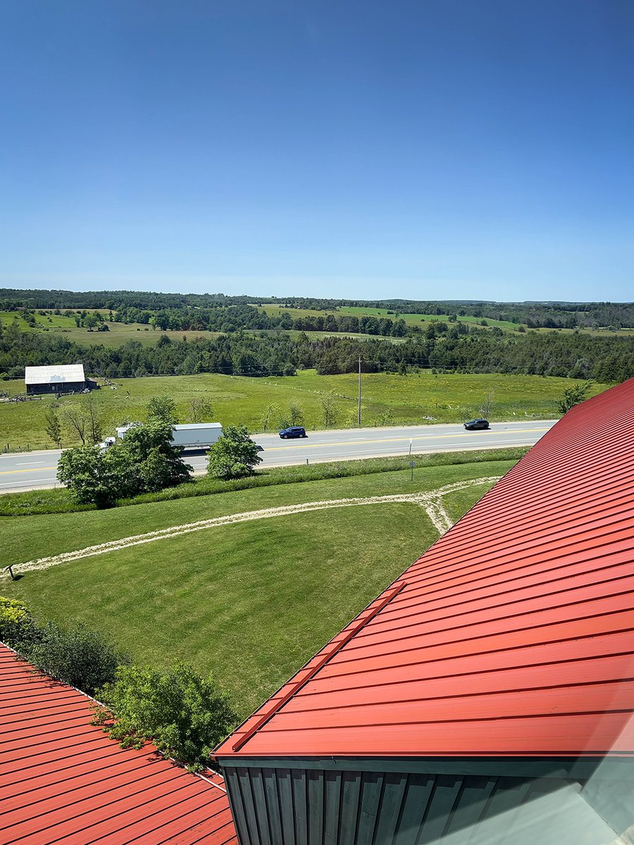 duo_yj's tweet photo. A wonderful resting spot on the way to and from Blue Mountain, even worth making a special trip for as the view from the top of the tower surpasses expectations.

Museum of Dufferin
936029 Airport Rd, Mulmur, ON L9V 0L3

#torontotravel #ontariotravel @MuseumDufferin https://t.co/M6yXmarwjs