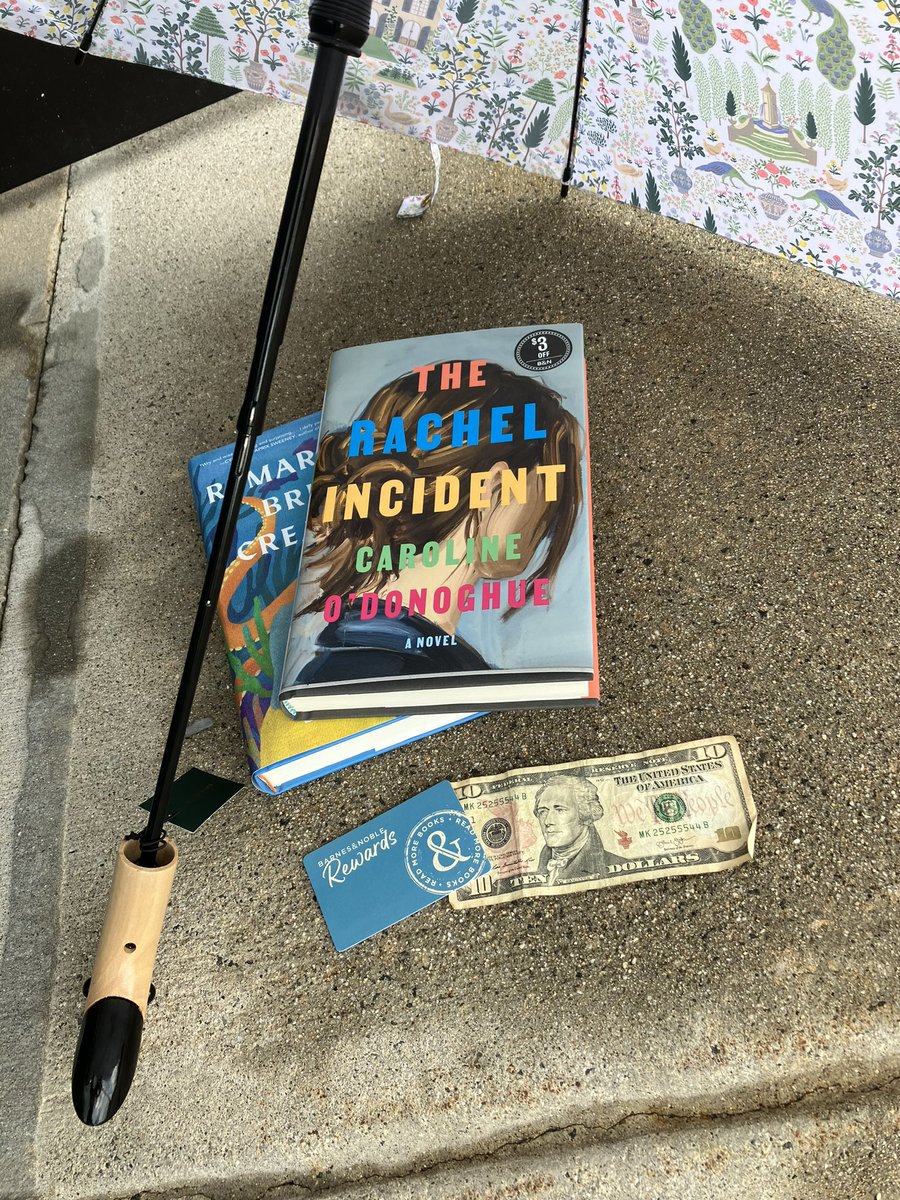 It’s #raining #rewards All week premium &amp; rewards #members earn #10dollars in rewards when you spend $50. Perfect time to build your #summertbr 

#bnspired #booksbooksbooks #savings #membershiphasitsprivileges #booklove @marketstreetlynnfield #lynnfieldma #rachelincident