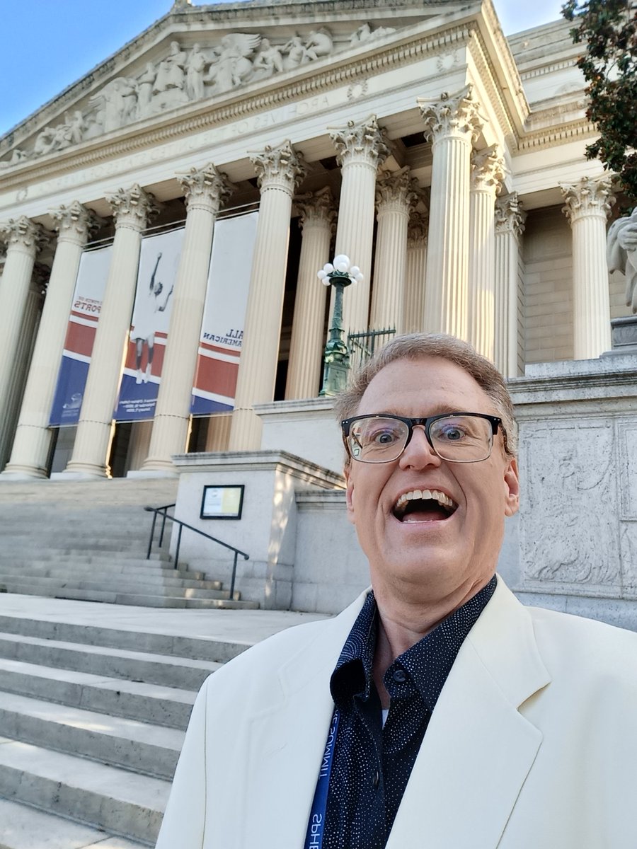 Dinner at National Archives with Sphere .. #teachersphere #spheresummit <a href="/AllanCarey9/">Allan Carey</a> <a href="/SphereEdIn/">Sphere Education Initiative</a>