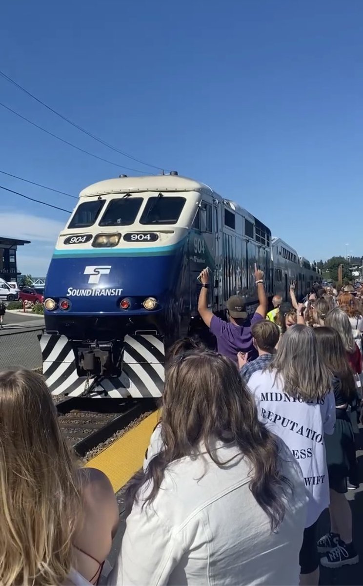 SoundTransit's tweet photo. We were enchanted to meet you 💜

Thanks to all the Swifties who took transit to #TheErasTour! https://t.co/m1Vt05lwQ5