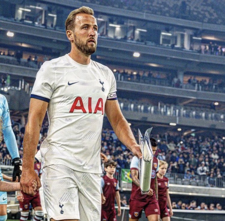 UtdLoyals_'s tweet image. 🚨| Who would you rather sign if you could only sign ONE this summer? ✍️ 

Like for Rasmus Höjlund ♥️
Retweet for Harry Kane 🔄

#MUFC ✅