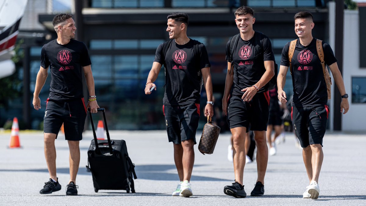 And we're off to Miami ✈️✌️