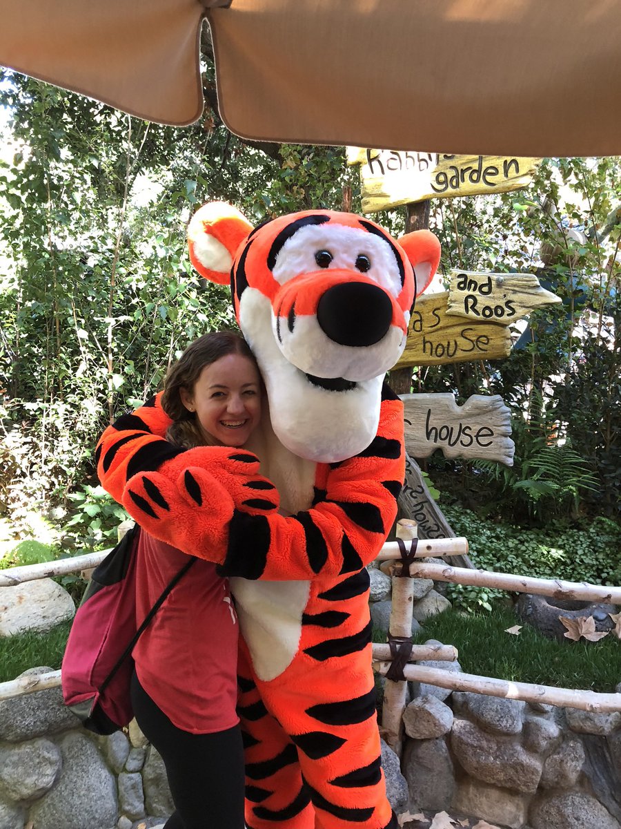 Perfect hospital badge complete ✅

“Life is not about how fast you run or how high you climb but how well you bounce” 

Tigger is the epitome of resilience! 

#ThisIsPedsPsych #Pediatrics #PedsTwitter