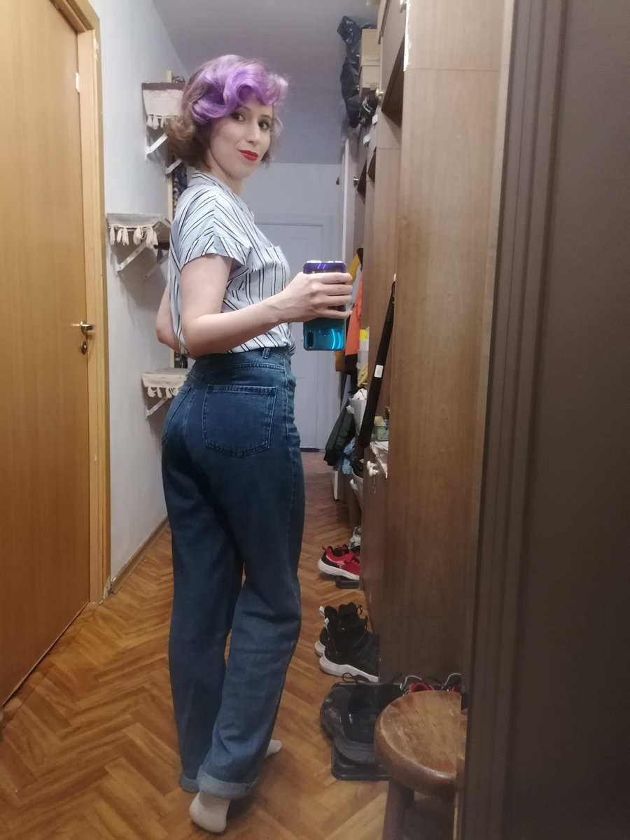 ПопытОчка в ретро, например))