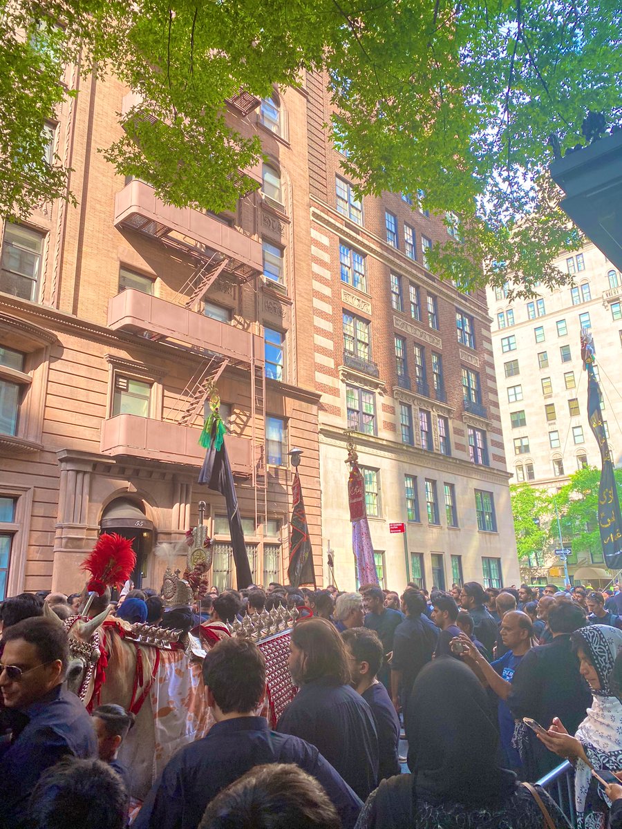 ridassarwar's tweet image. Nyc jaloos always manages to amaze me
Labaik ya Hussain