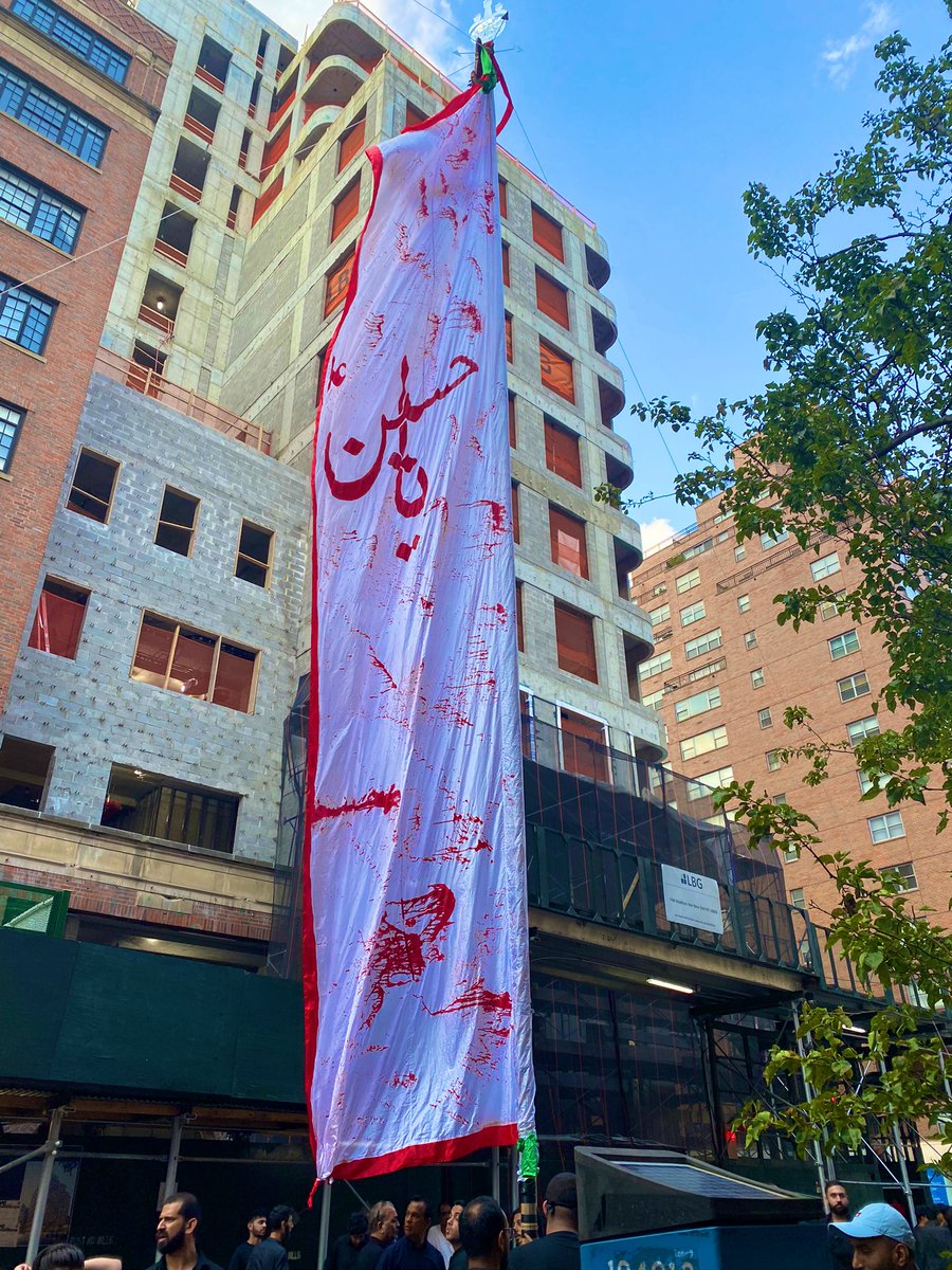 ridassarwar's tweet image. Nyc jaloos always manages to amaze me
Labaik ya Hussain