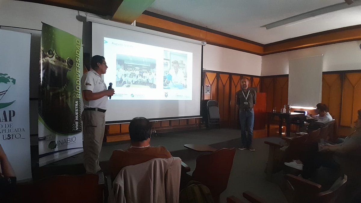 AugustoGranda's tweet photo. @augustogranda #Guardaparque #parquenacionalsumaco recibió el certificado de investigador asociado permanente del @INABIO_EC por su colaboración y construcción del proyecto de investigación para el #Sumaco.
#ÁreasProtegidasEc #UniendoFuerzas
#SinGuardaparquesNoHayConservación https://t.co/5Jblxe0HSA