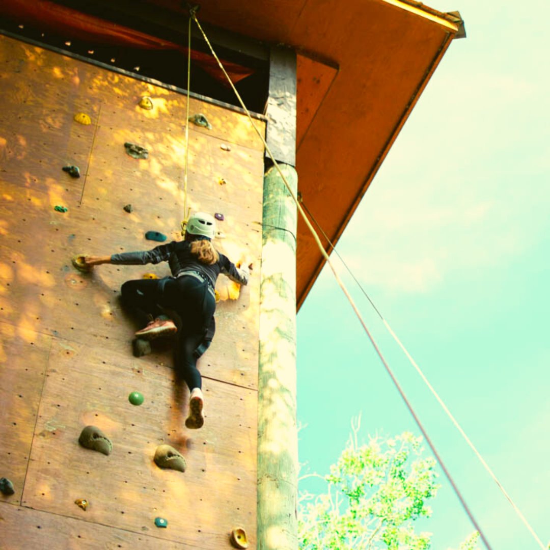 saskcamps's tweet photo. Camp helps you reach new heights! Literally and figuratively. 
Camp activities support and encourage campers to grow in experience and build on past knowledge as they advance in their skills and abilities. 
📸 @campkadesh https://t.co/m2TErBe92r