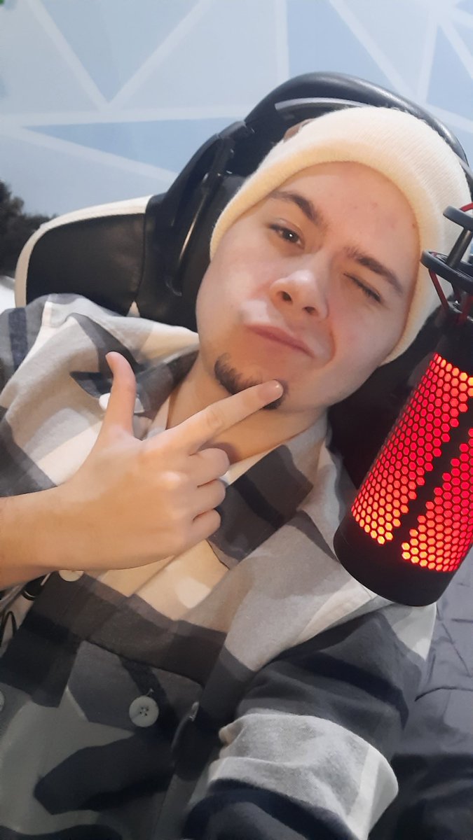 STREAM ON 🔴

Jugamos el primer día de la Liga
Hoy revive la #Coccaneta

Ttv CoccaKen 🟣