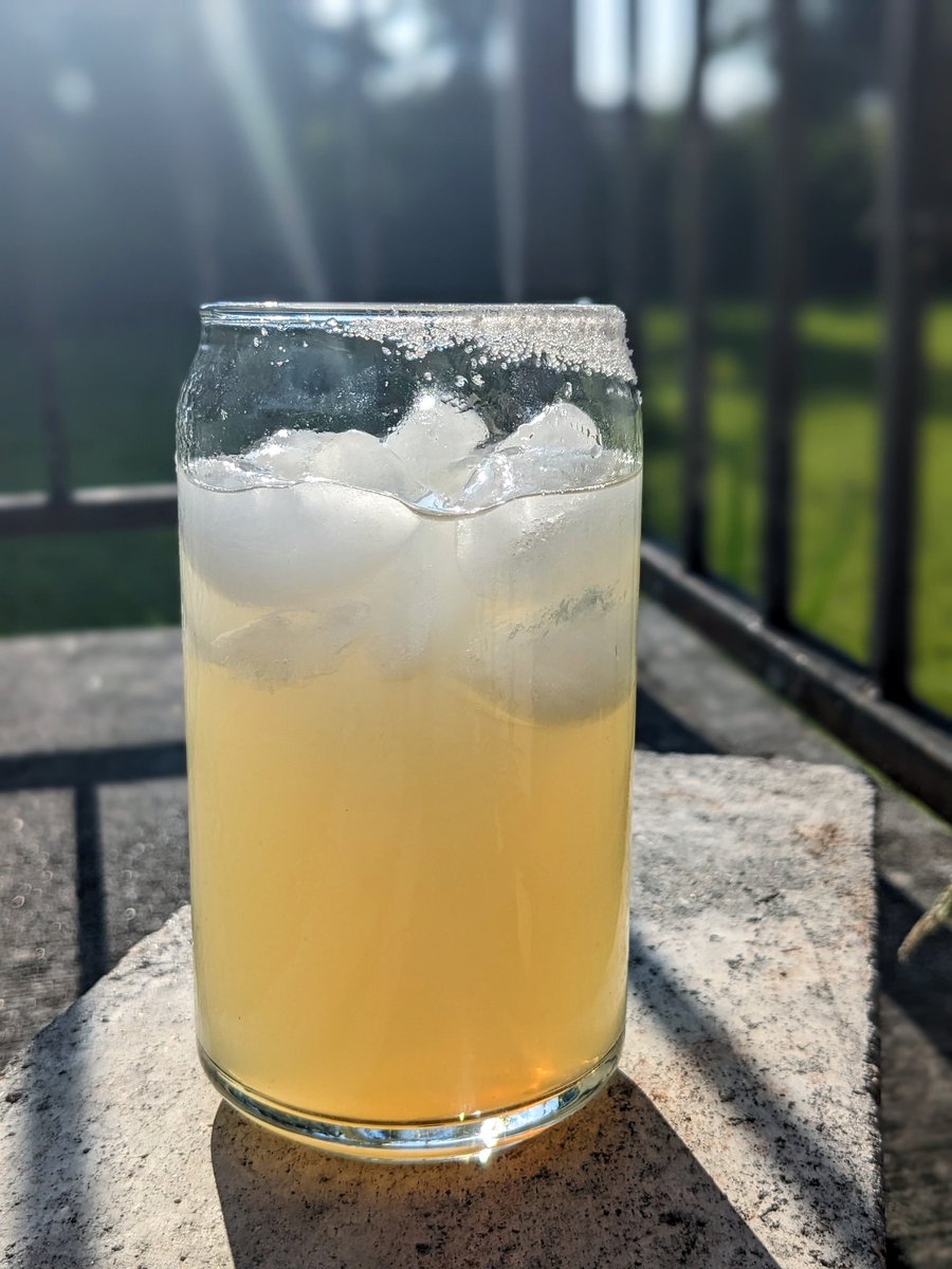 These glasses shaped like beer cans are very useful for salt rims. National Tequila Day is in effect. https://t.co/yihS3yxAt8