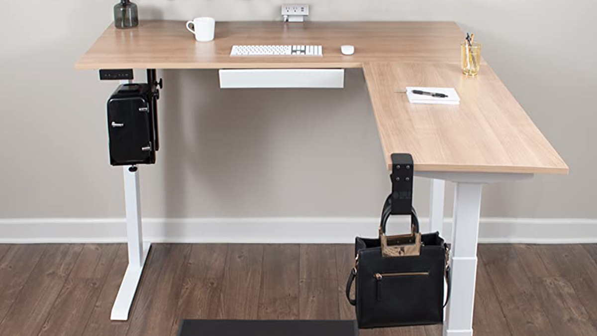 Customize your standing desk setup to suit your unique needs and preferences. Our mix and match accessories let you create inspiring workspace that promotes creativity and maximizes comfort.  

Transform your office: loom.ly/CO_zaz0

#workspacesolutions