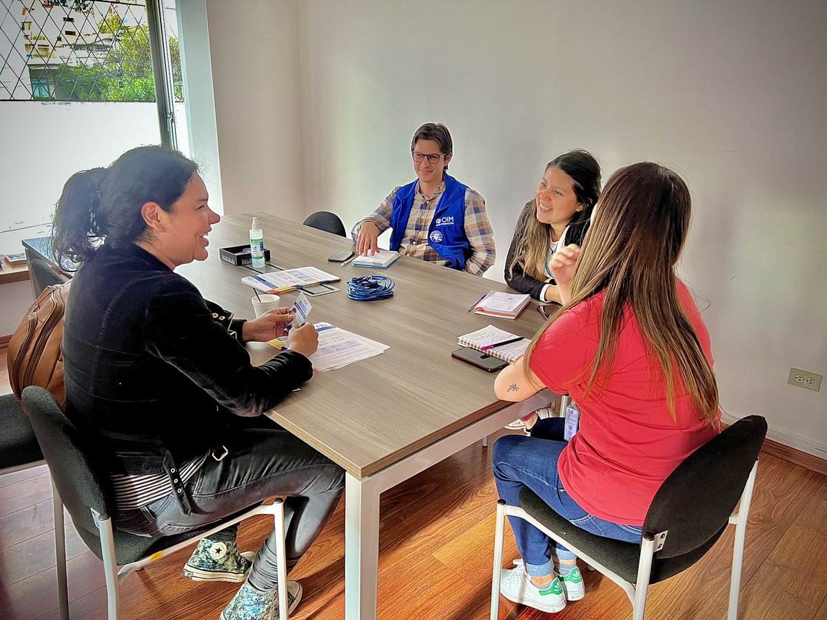 DianeRodriguezZ's tweet photo. Estuvimos en una reunión de avanzada como UIS de AZEA con @OIMEcuador - @OIMSuramerica, con la finalidad de dar respuestas adecuadas y dignas a las personas en movilidad humana. https://t.co/hulKTmnGvC