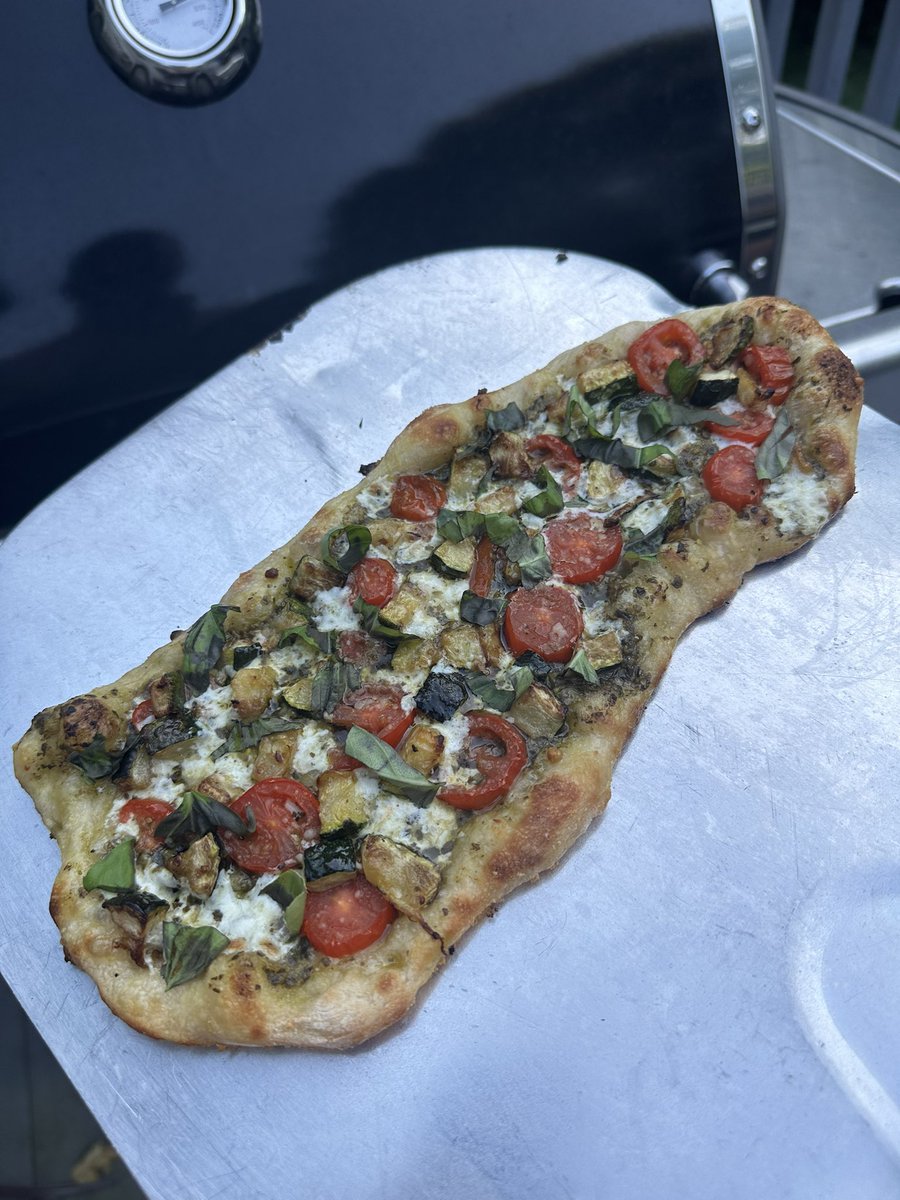 I contend that homemade pizza is always better, faster and cheaper than takeout
#PCCSMEats