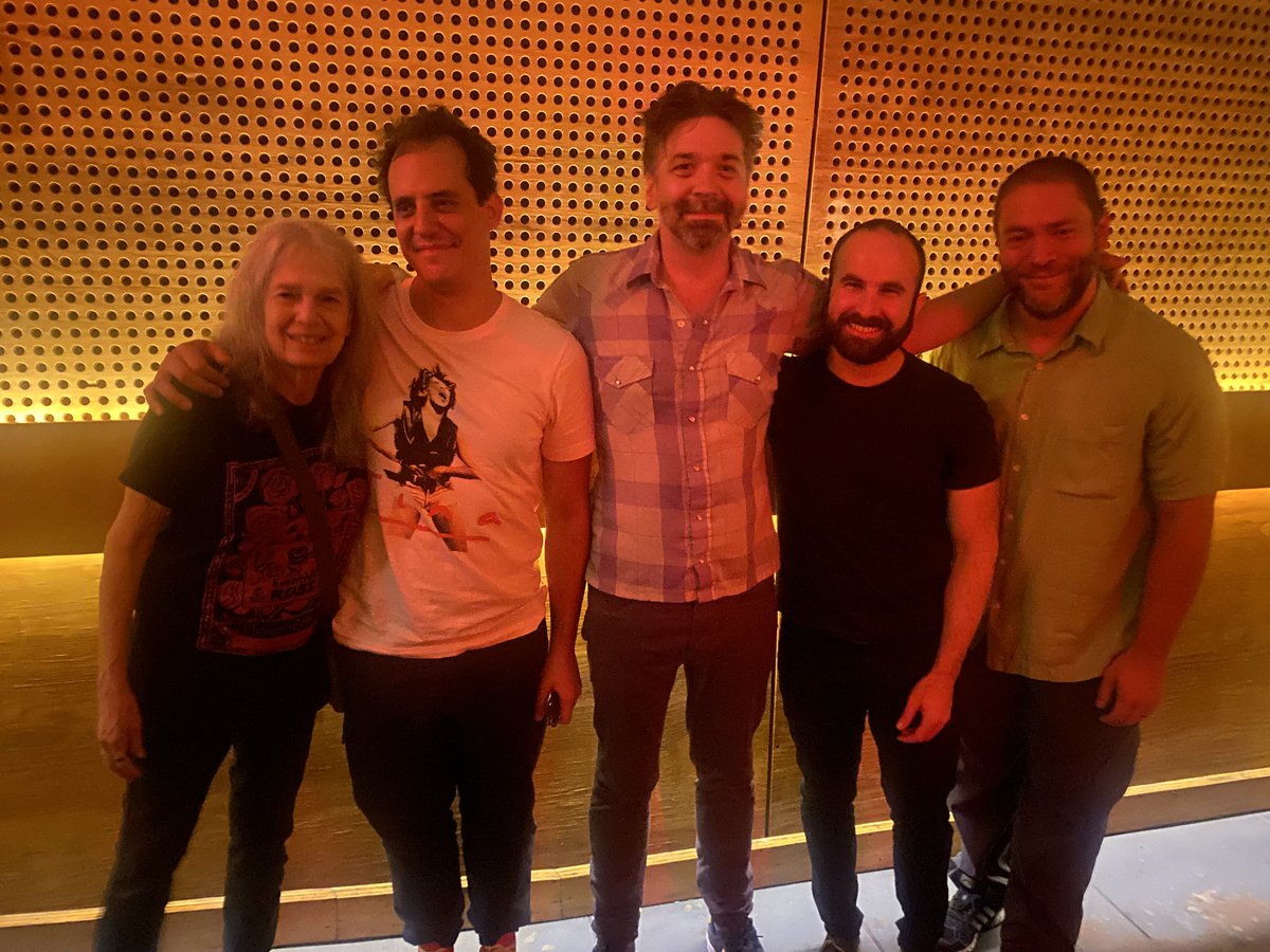 EventideAudio's tweet photo. What a great show over the weekend by our dear friend @LaurieSpiegel &amp; Dither Quartet! Truly an unforgettable performance, reimagining Laurie's iconic 1979 album, "The Expanding Universe," using four electric guitars and a galaxy of live effects --> https://t.co/ghEEf7YeCM https://t.co/bMZGouhc2T