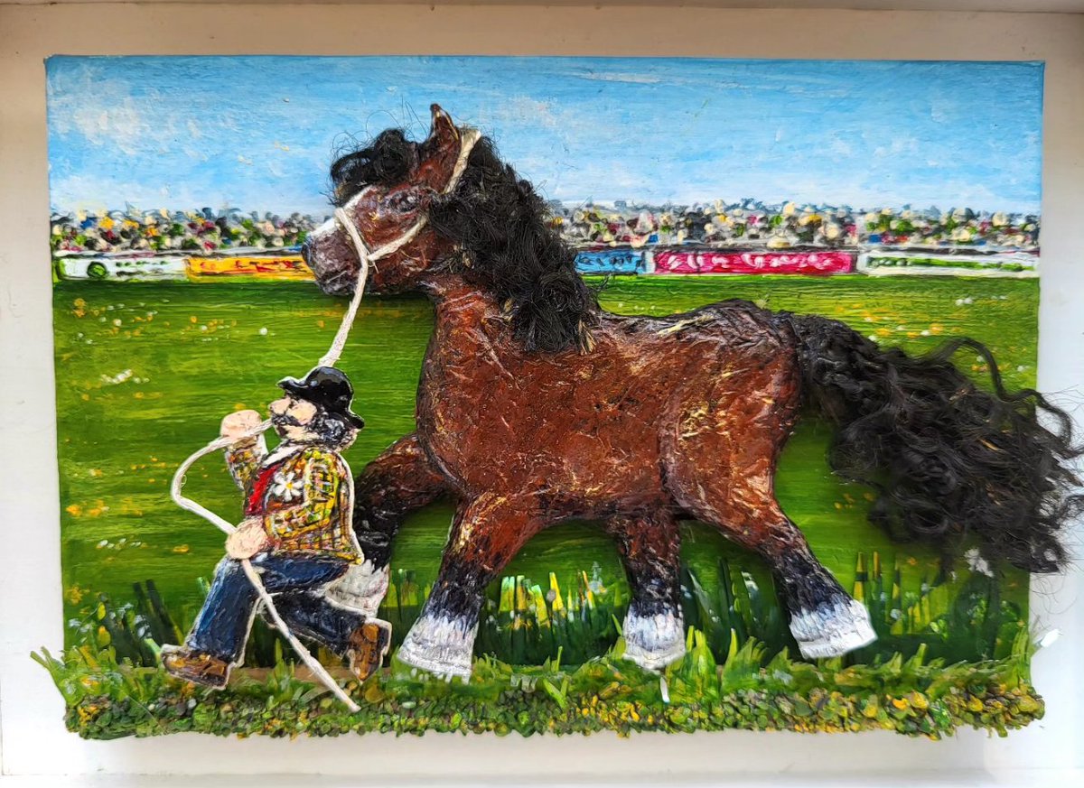 Royal Welsh Show this week in Builth wells mid Wales, so lots of proud owners will be showing off their groomed and polished clippty clopptys. The cobs are a feast for the eyes- as are the owners! #recycledart #reducereuserecycle♻️  #RWS #cob   <a href="/royalwelshshow/">Royal Welsh Agricultural Society</a> <a href="/TheMalagoRest/">The Malago</a>