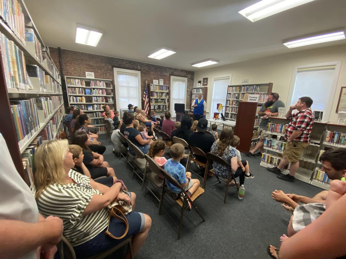 Castleton Library tweet media